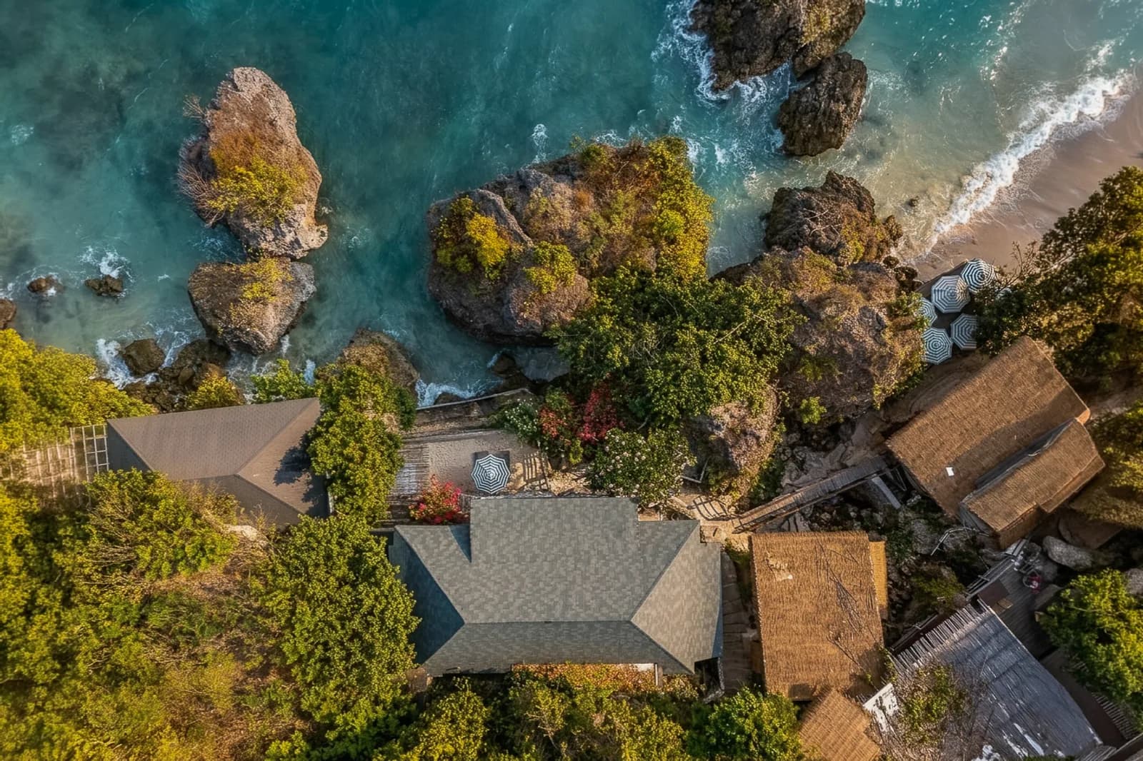 Villa Ayunan by The Korowai: A Beachfront Surf Escape in Uluwatu